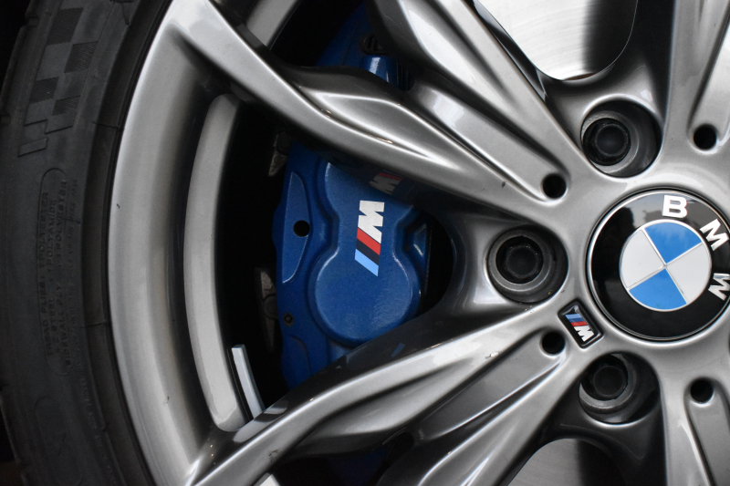 BMW 2シリーズ M235i 6速MT 直6ﾀｰﾎﾞ326馬力 18AW KW車高調 Fｶｰﾎﾞﾝﾘｯﾌﾟ ﾀｯﾁﾊﾟｯﾄﾞ式iﾄﾞﾗｲﾌﾞHDDﾅﾋﾞ ｱﾀﾞﾌﾟﾃｨﾌﾞMｻｽ 大型ﾌﾞﾚｰｷｼｽﾃﾑ 車線逸脱&歩行者警告 衝突軽減ﾌﾞﾚｰｷ ﾘﾔPDC Bｶﾒﾗ ﾄﾞﾗﾊﾟﾌｫ ｽﾏｰﾄｷｰ2年保証