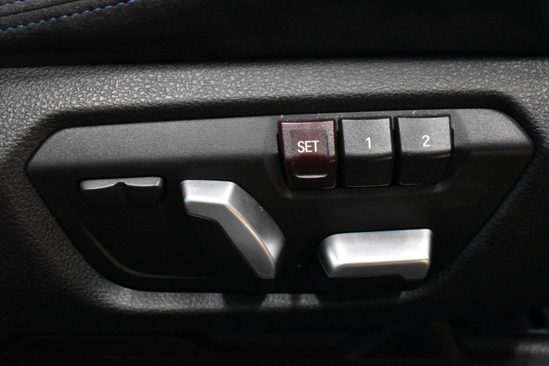 BMW 2シリーズ M235i 6速MT 直6ﾀｰﾎﾞ326馬力 18AW KW車高調 Fｶｰﾎﾞﾝﾘｯﾌﾟ ﾀｯﾁﾊﾟｯﾄﾞ式iﾄﾞﾗｲﾌﾞHDDﾅﾋﾞ ｱﾀﾞﾌﾟﾃｨﾌﾞMｻｽ 大型ﾌﾞﾚｰｷｼｽﾃﾑ 車線逸脱&歩行者警告 衝突軽減ﾌﾞﾚｰｷ ﾘﾔPDC Bｶﾒﾗ ﾄﾞﾗﾊﾟﾌｫ ｽﾏｰﾄｷｰ2年保証