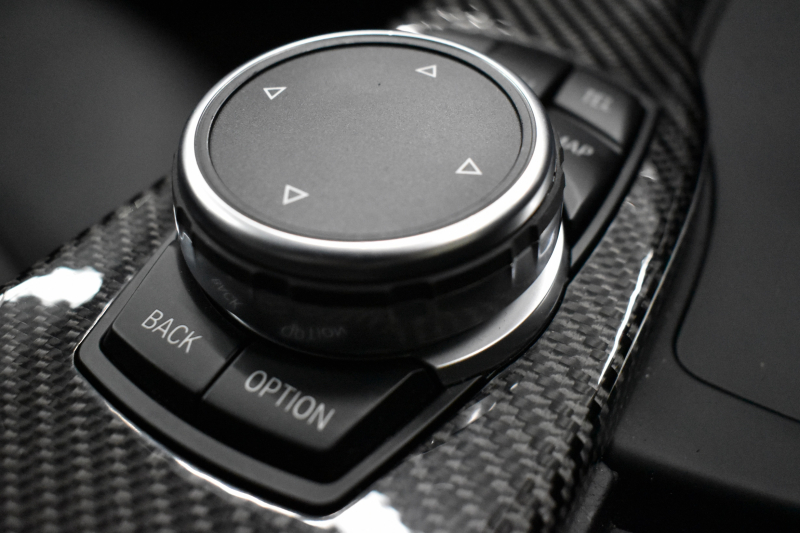 BMW Mシリーズ M4ｸｰﾍﾟ MDCT ｱﾀﾞﾌﾟﾃｨﾌﾞMｻｽﾍﾟﾝｼｮﾝ ﾋｰﾀｰ付黒革 ｶｰﾎﾞﾝR&ｲﾝﾃﾘｱ  HUD ｱﾀﾞﾌﾟﾃｨﾌﾞLEDﾍｯﾄﾞﾗｲﾄ 7速DCT ｵﾌﾟｼｮﾝ19AW 衝突軽減ﾌﾞﾚｰｷ 車線逸脱&歩行者警告 ﾌﾙｾｸﾞ 前後PDC Bｶﾒﾗ 2年保証