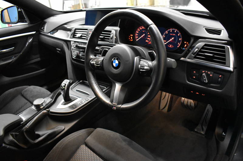 BMW 4シリーズ 420i ｸﾞﾗﾝｸｰﾍﾟ Mｽﾎﾟｰﾂ  LCI後期 追従ACC ﾍｷｻｺﾞﾅﾙLEDﾍｯﾄﾞﾗｲﾄ&ﾃｰﾙ ﾋｰﾀｰ付ｱﾙｶﾝﾀｰﾗ電動ｽﾎﾟｰﾂｼｰﾄ ﾀｯﾁﾊﾟﾈﾙ式iﾄﾞﾗｲﾌﾞHDDﾅﾋﾞ Bｶﾒﾗ 前後PDC ﾌﾙｾｸﾞ 車線変更&逸脱&歩行者警告 衝突軽減ﾌﾞﾚｰｷ ｳｯﾄﾞｲﾝﾃﾘｱ 18AW 電動Rｹﾞｰﾄ 2年保証