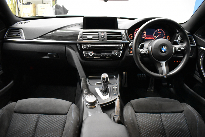 BMW 4シリーズ 420i ｸﾞﾗﾝｸｰﾍﾟ Mｽﾎﾟｰﾂ  LCI後期 追従ACC ﾍｷｻｺﾞﾅﾙLEDﾍｯﾄﾞﾗｲﾄ&ﾃｰﾙ ﾋｰﾀｰ付ｱﾙｶﾝﾀｰﾗ電動ｽﾎﾟｰﾂｼｰﾄ ﾀｯﾁﾊﾟﾈﾙ式iﾄﾞﾗｲﾌﾞHDDﾅﾋﾞ Bｶﾒﾗ 前後PDC ﾌﾙｾｸﾞ 車線変更&逸脱&歩行者警告 衝突軽減ﾌﾞﾚｰｷ ｳｯﾄﾞｲﾝﾃﾘｱ 18AW 電動Rｹﾞｰﾄ 2年保証