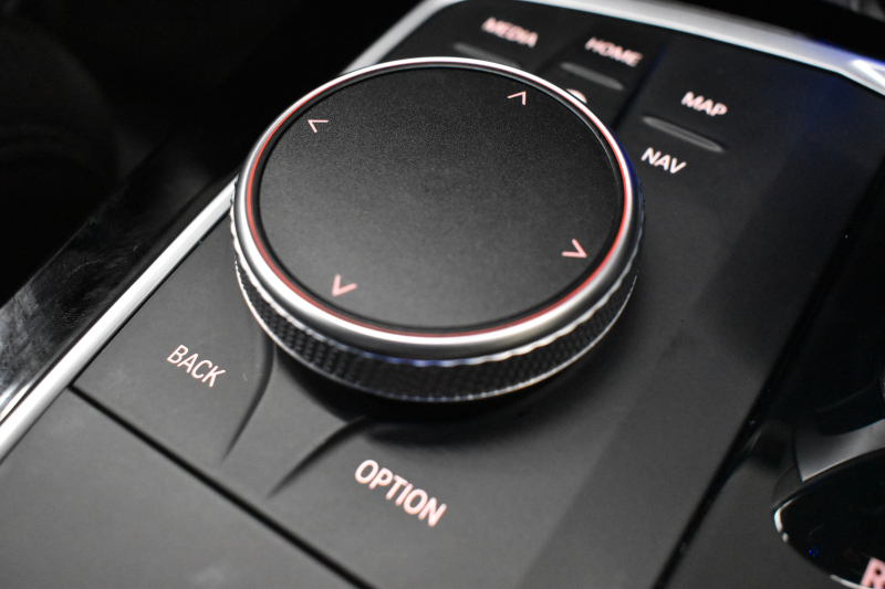 BMW 1シリーズ M135i xDrive ﾌﾙﾀｲﾑ4WD ﾃﾞﾋﾞｭｰP ｺﾝﾌｫｰﾄP ﾅﾋﾞｹﾞｰｼｮﾝP 可変ｻｽﾍﾟﾝｼｮﾝ Mｽﾎﾟｰﾂﾌﾞﾚｰｷ ACC Pｱｼｽﾄ BMWﾗｲﾌﾞｺｯｸﾋﾟｯﾄ ﾋｰﾀｰ付ｱﾙｶﾝﾀｰﾗｺﾝﾋﾞｽﾎﾟｰﾂｼｰﾄ ﾀｯﾁﾊﾟﾈﾙﾅﾋﾞ ｱｯﾌﾟﾙｶｰﾌﾟﾚｲ ﾍｷｻｺﾞﾅﾙLEDﾍｯﾄﾞﾗｲﾄ  2年保証