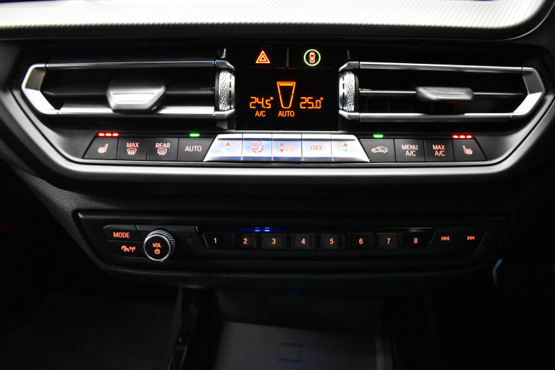 BMW 1シリーズ M135i xDrive ﾌﾙﾀｲﾑ4WD ﾃﾞﾋﾞｭｰP ｺﾝﾌｫｰﾄP ﾅﾋﾞｹﾞｰｼｮﾝP 可変ｻｽﾍﾟﾝｼｮﾝ Mｽﾎﾟｰﾂﾌﾞﾚｰｷ ACC Pｱｼｽﾄ BMWﾗｲﾌﾞｺｯｸﾋﾟｯﾄ ﾋｰﾀｰ付ｱﾙｶﾝﾀｰﾗｺﾝﾋﾞｽﾎﾟｰﾂｼｰﾄ ﾀｯﾁﾊﾟﾈﾙﾅﾋﾞ ｱｯﾌﾟﾙｶｰﾌﾟﾚｲ ﾍｷｻｺﾞﾅﾙLEDﾍｯﾄﾞﾗｲﾄ  2年保証