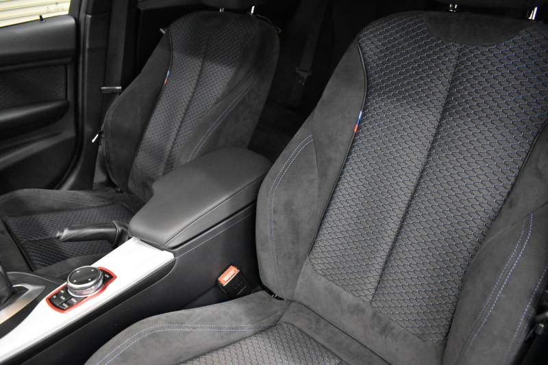 BMW 3シリーズ 320dﾂｰﾘﾝｸﾞ Mｽﾎﾟｰﾂ 追従ACC 車線逸脱&歩行者警告 衝突軽減ﾌﾞﾚｰｷ ｱﾙｶﾝﾀｰﾗ電動ｽﾎﾟｰﾂｼｰﾄ 18AW ﾀｯﾁﾊﾟｯﾄﾞ式iﾄﾞﾗｲﾌﾞHDDﾅﾋﾞ Bｶﾒﾗ ﾘｱPDC 電動Rｹﾞｰﾄ 2年保証