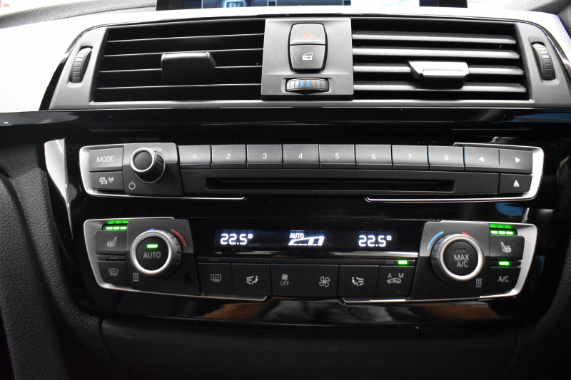 BMW 3シリーズ 320d Mｽﾎﾟｰﾂｴﾃﾞｨｼｮﾝｼｬﾄﾞｰ LCI後期限定8Cｴﾝｼﾞﾝ ﾋｰﾀｰ付黒革 専用ﾀﾞｰｸLEDﾍｯﾄﾞﾗｲﾄ&ﾃｰﾙ 液晶ﾒｰﾀｰ 追従ACC ﾀｯﾁﾊﾟﾈﾙHDDﾅﾋﾞ 車線変更&逸脱&歩行者警告 衝突軽減ﾌﾞﾚｰｷ  19AW  前後PDC Bｶﾒﾗ  2年保証