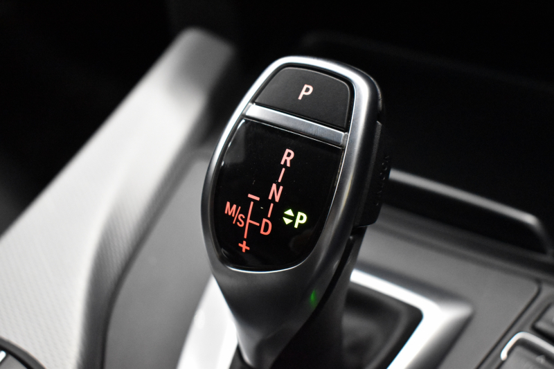 BMW 3シリーズ 320d Mｽﾎﾟｰﾂｴﾃﾞｨｼｮﾝｼｬﾄﾞｰ LCI後期限定8Cｴﾝｼﾞﾝ ﾋｰﾀｰ付黒革 専用ﾀﾞｰｸLEDﾍｯﾄﾞﾗｲﾄ&ﾃｰﾙ 液晶ﾒｰﾀｰ 追従ACC ﾀｯﾁﾊﾟﾈﾙHDDﾅﾋﾞ 車線変更&逸脱&歩行者警告 衝突軽減ﾌﾞﾚｰｷ  19AW  前後PDC Bｶﾒﾗ  2年保証