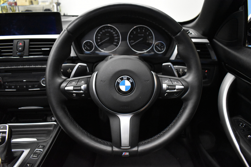 BMW 4シリーズ 435i ｶﾌﾞﾘｵﾚMｽﾎﾟｰﾂ ｱﾄﾞﾊﾞﾝｽﾄﾞｱｸﾃｨﾌﾞｾｰﾌﾃｨｰP 追従ACC HUD 直6ﾀｰﾎﾞ 電動ﾒﾀﾙﾙｰﾌ ﾋｰﾀｰ付黒革 LEDﾍｯﾄﾞﾗｲﾄ 車線逸脱&歩行者警告 衝突軽減B ﾌﾙｾｸﾞﾅﾋﾞBｶﾒﾗ前後PDC 19AW ｽﾏｰﾄｷｰ 2年保証