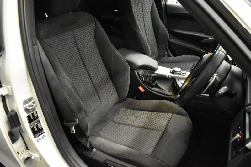 BMW 3シリーズ 320d Mｽﾎﾟｰﾂ LCI後期 ｱﾄﾞﾊﾞﾝｽﾄﾞｱｸﾃｨﾌﾞｾｰﾌﾃｨP LEDﾍｯﾄﾞﾗｲﾄ&ﾃｰﾙﾗｲﾄ 追従ACC HUD 車線変更&逸脱&歩行者警告 衝突軽減ﾌﾞﾚｰｷ ﾀｯﾁﾊﾟｯﾄﾞ式iﾄﾞﾗｲﾌﾞHDDﾅﾋﾞ Bｶﾒﾗ ﾘｱPDC ﾄﾞﾗﾊﾟﾌｫ ｽﾏｰﾄｷｰ 2年保証