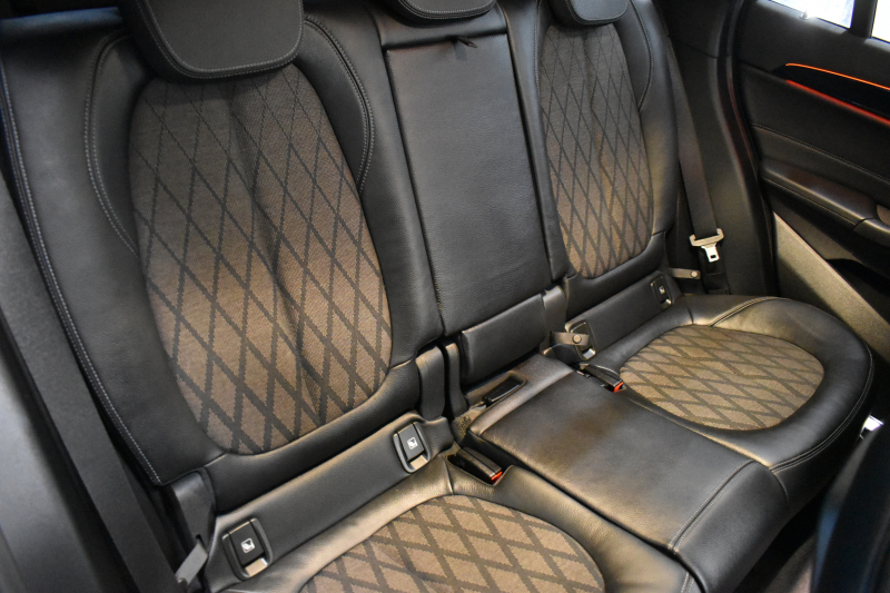 BMW X1 Xdrive18d Xﾗｲﾝ  中期 4WD  ｱﾄﾞﾊﾞﾝｽﾄﾞｱｸﾃｨﾌﾞｾｰﾌﾃｨP 追従ACC NEWﾃﾞｻﾞｲﾝﾒｰﾀｰ&Fｼｰﾄ ﾌﾙｾｸﾞTVﾁｭｰﾅｰ HUD ﾋｰﾀｰ付ﾊｰﾌ革 ﾀｯﾁﾊﾟﾈﾙﾅﾋﾞ Bｶﾒ Pｱｼｽﾄ 前後PDC LEDﾍｯﾄﾞﾗｲﾄ 衝突軽減 車線逸脱&歩行者警告 電動Rｹﾞｰﾄ  Bluetoothｵｰﾃﾞｨｵ 2年保証