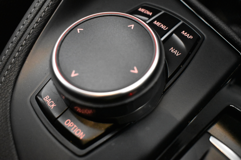 BMW X1 Xdrive18d Xﾗｲﾝ  中期 4WD  ｱﾄﾞﾊﾞﾝｽﾄﾞｱｸﾃｨﾌﾞｾｰﾌﾃｨP 追従ACC NEWﾃﾞｻﾞｲﾝﾒｰﾀｰ&Fｼｰﾄ ﾌﾙｾｸﾞTVﾁｭｰﾅｰ HUD ﾋｰﾀｰ付ﾊｰﾌ革 ﾀｯﾁﾊﾟﾈﾙﾅﾋﾞ Bｶﾒ Pｱｼｽﾄ 前後PDC LEDﾍｯﾄﾞﾗｲﾄ 衝突軽減 車線逸脱&歩行者警告 電動Rｹﾞｰﾄ  Bluetoothｵｰﾃﾞｨｵ 2年保証