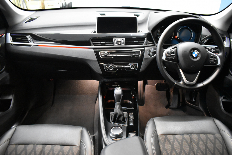 BMW X1 Xdrive18d Xﾗｲﾝ  中期 4WD  ｱﾄﾞﾊﾞﾝｽﾄﾞｱｸﾃｨﾌﾞｾｰﾌﾃｨP 追従ACC NEWﾃﾞｻﾞｲﾝﾒｰﾀｰ&Fｼｰﾄ ﾌﾙｾｸﾞTVﾁｭｰﾅｰ HUD ﾋｰﾀｰ付ﾊｰﾌ革 ﾀｯﾁﾊﾟﾈﾙﾅﾋﾞ Bｶﾒ Pｱｼｽﾄ 前後PDC LEDﾍｯﾄﾞﾗｲﾄ 衝突軽減 車線逸脱&歩行者警告 電動Rｹﾞｰﾄ  Bluetoothｵｰﾃﾞｨｵ 2年保証
