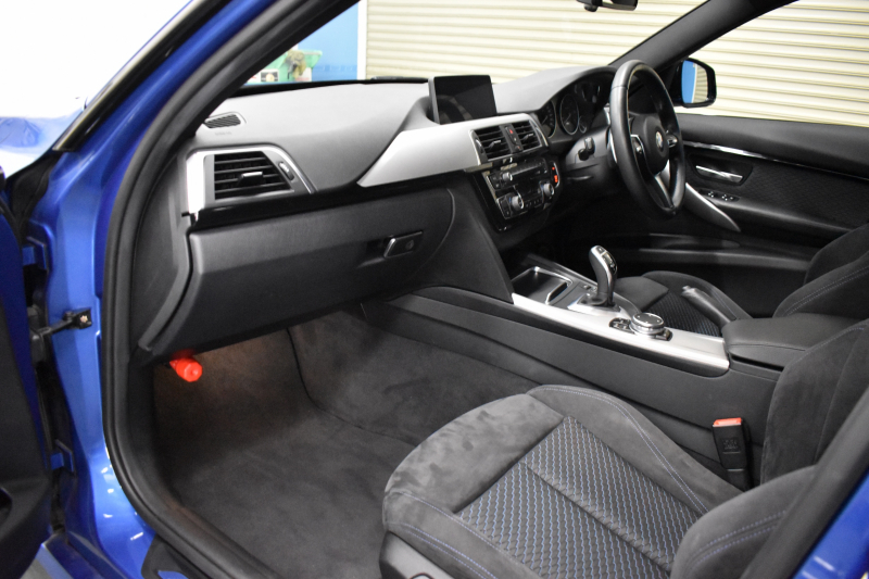 BMW 3シリーズ 320d Mｽﾎﾟｰﾂ LCI後期 LEDﾍｯﾄﾞﾗｲﾄ&ﾃｰﾙﾗｲﾄ 追従ACC 車線逸脱&歩行者警告 衝突軽減ﾌﾞﾚｰｷ ﾀｯﾁﾊﾟｯﾄﾞ式iﾄﾞﾗｲﾌﾞHDDﾅﾋﾞ ﾌﾙｾｸﾞ Bｶﾒﾗ ﾘｱPDC ﾊﾟﾄﾞﾙｼﾌﾄ ﾄﾞﾗﾊﾟﾌｫ ｽﾏｰﾄｷｰ 2年保証