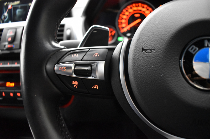 BMW 3シリーズ 320d Mｽﾎﾟｰﾂ LCI後期 LEDﾍｯﾄﾞﾗｲﾄ&ﾃｰﾙﾗｲﾄ 追従ACC 車線逸脱&歩行者警告 衝突軽減ﾌﾞﾚｰｷ ﾀｯﾁﾊﾟｯﾄﾞ式iﾄﾞﾗｲﾌﾞHDDﾅﾋﾞ ﾌﾙｾｸﾞ Bｶﾒﾗ ﾘｱPDC ﾊﾟﾄﾞﾙｼﾌﾄ ﾄﾞﾗﾊﾟﾌｫ ｽﾏｰﾄｷｰ 2年保証