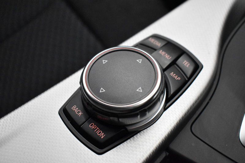 BMW 3シリーズ 320d Mｽﾎﾟｰﾂ LCI後期 LEDﾍｯﾄﾞﾗｲﾄ&ﾃｰﾙﾗｲﾄ 追従ACC 車線逸脱&歩行者警告 衝突軽減ﾌﾞﾚｰｷ ﾀｯﾁﾊﾟｯﾄﾞ式iﾄﾞﾗｲﾌﾞHDDﾅﾋﾞ ﾌﾙｾｸﾞ Bｶﾒﾗ ﾘｱPDC ﾊﾟﾄﾞﾙｼﾌﾄ ﾄﾞﾗﾊﾟﾌｫ ｽﾏｰﾄｷｰ 2年保証