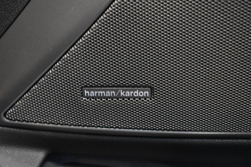 BMW 3シリーズ M340i Xﾄﾞﾗｲﾌﾞ G20型 直6ﾀｰﾎﾞ ﾋｰﾀｰ付ｺﾆｬｯｸ革 19AW 追従ACC HUD ﾚｰｻﾞｰLEDﾗｲﾄ 可変Mｻｽ Mﾌﾞﾚｰｷ 4WD ｼﾞｪｽﾁｬｰｺﾝﾄﾛｰﾙ ﾊｰﾏﾝｶｰﾄﾞﾝｽﾋﾟｰｶｰ 側面衝突&車線変更&逸脱&歩行者警告 後退ｱｼｽﾄ Pｱｼｽﾄ ﾌﾙｾｸﾞﾀｯﾁﾊﾟﾈﾙﾅﾋﾞ ｱｯﾌﾟﾙｶｰﾌﾟﾚｲ 2年保証