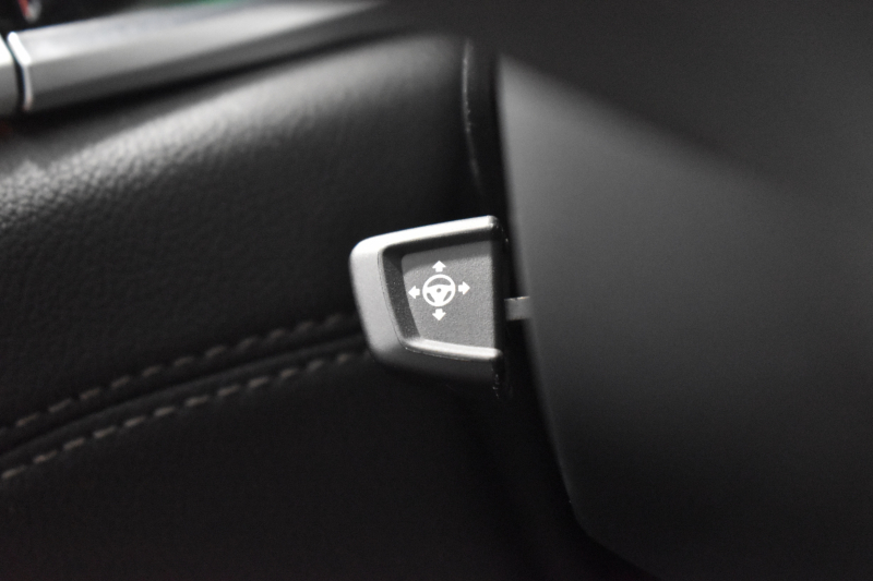 BMW 7シリーズ 740d XDrive ｴｸﾞｾﾞｸﾃｨﾌﾞ ｻﾝﾙｰﾌ BMWﾚｰｻﾞｰLED 4WD ﾘﾓｰﾄP 前席ﾏｯｻｰｼﾞ＆ﾍﾞﾝﾁﾚｰｼｮﾝ 全席ﾋｰﾀｰ付黒革 ACC HUD ﾊｰﾏﾝｶｰﾄﾞﾝ  ｼﾞｪｽﾁｬｰｺﾝﾄﾛｰﾙ対応ﾀｯﾁﾊﾟﾈﾙﾅﾋﾞ3Dﾋﾞｭｰ LCW 液晶ﾒｰﾀｰ 19AW 電動ﾄﾗﾝｸ 2年保証