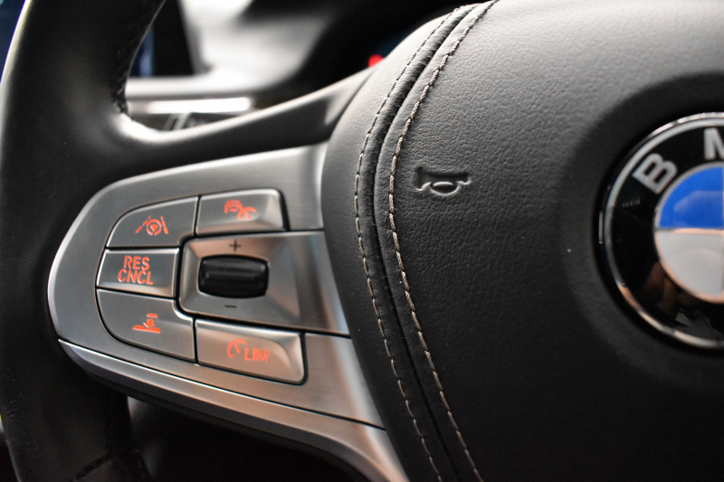 BMW 7シリーズ 740d XDrive ｴｸﾞｾﾞｸﾃｨﾌﾞ ｻﾝﾙｰﾌ BMWﾚｰｻﾞｰLED 4WD ﾘﾓｰﾄP 前席ﾏｯｻｰｼﾞ＆ﾍﾞﾝﾁﾚｰｼｮﾝ 全席ﾋｰﾀｰ付黒革 ACC HUD ﾊｰﾏﾝｶｰﾄﾞﾝ  ｼﾞｪｽﾁｬｰｺﾝﾄﾛｰﾙ対応ﾀｯﾁﾊﾟﾈﾙﾅﾋﾞ3Dﾋﾞｭｰ LCW 液晶ﾒｰﾀｰ 19AW 電動ﾄﾗﾝｸ 2年保証