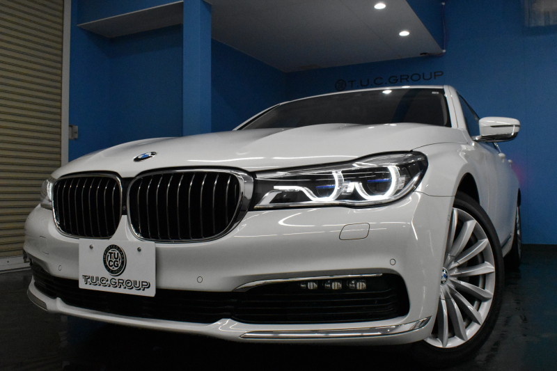 BMW 7シリーズ 740d XDrive ｴｸﾞｾﾞｸﾃｨﾌﾞ ｻﾝﾙｰﾌ BMWﾚｰｻﾞｰLED 4WD ﾘﾓｰﾄP 前席ﾏｯｻｰｼﾞ＆ﾍﾞﾝﾁﾚｰｼｮﾝ 全席ﾋｰﾀｰ付黒革 ACC HUD ﾊｰﾏﾝｶｰﾄﾞﾝ  ｼﾞｪｽﾁｬｰｺﾝﾄﾛｰﾙ対応ﾀｯﾁﾊﾟﾈﾙﾅﾋﾞ3Dﾋﾞｭｰ LCW 液晶ﾒｰﾀｰ 19AW 電動ﾄﾗﾝｸ 2年保証