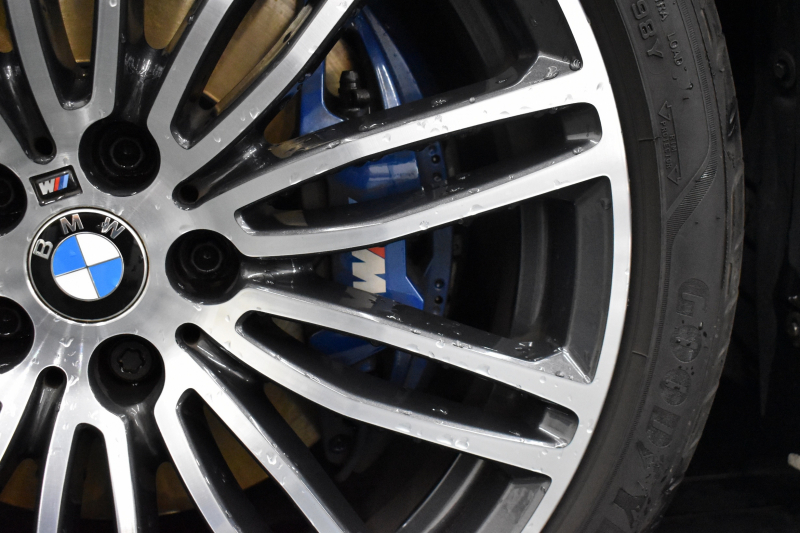 BMW 5シリーズ 530iﾂｰﾘﾝｸﾞ Mｽﾎﾟｰﾂ ｾﾚｸﾄP ﾊｲﾗｲﾝP ﾊﾟﾉﾗﾏｻﾝﾙｰﾌ  新ﾃﾞｻﾞｲﾝ液晶ﾒｰﾀｰ LEDﾍｯﾄﾞﾗｲﾄ 全席ｼｰﾄﾋｰﾀｰ 付黒革 追従ACC HUD ﾀｯﾁﾊﾟﾈﾙHDDﾅﾋﾞ 4ｿﾞｰﾝｴｱｺﾝ 3Dﾋﾞｭｰ Pｱｼｽﾄ ﾊｰﾏﾝｶｰﾄﾞﾝ 車線変更&逸脱&歩行者警告  19AW 2年保証