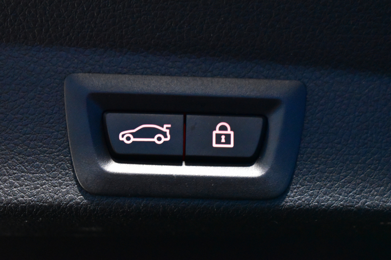 BMW 4シリーズ 420i ｸﾞﾗﾝｸｰﾍﾟ Mｽﾎﾟｰﾂ  LCI後期 追従ACC ﾍｷｻｺﾞﾅﾙLEDﾍｯﾄﾞﾗｲﾄ&ﾃｰﾙ ﾋｰﾀｰ付ｱﾙｶﾝﾀｰﾗ電動ｽﾎﾟｰﾂｼｰﾄ ﾀｯﾁﾊﾟﾈﾙ式iﾄﾞﾗｲﾌﾞHDDﾅﾋﾞ Bｶﾒﾗ 前後PDC ﾌﾙｾｸﾞ 車線変更&逸脱&歩行者警告 衝突軽減ﾌﾞﾚｰｷ ｼﾙﾊﾞｰｲﾝﾃﾘｱ 18AW 電動Rｹﾞｰﾄ 2年保証