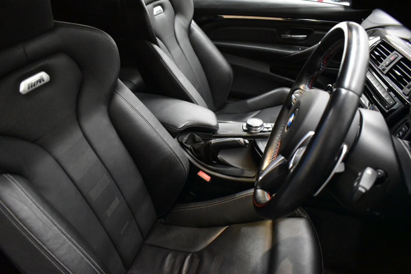 BMW Mシリーズ M4ｸｰﾍﾟ MDCT  ｱﾀﾞﾌﾟﾃｨﾌﾞMｻｽﾍﾟﾝｼｮﾝ ﾌﾙｾｸﾞﾅﾋﾞTOPﾋﾞｭｰ Bｶﾒﾗ Pｱｼｽﾄ 前後PDC ﾋｰﾀｰ付ﾌﾞﾗｯｸ革 ｶｰﾎﾞﾝR&ｲﾝﾃﾘｱ  HUD ｱﾀﾞﾌﾟﾃｨﾌﾞLEDﾍｯﾄﾞﾗｲﾄ 7速DCT ｵﾌﾟｼｮﾝ19AW 衝突軽減ﾌﾞﾚｰｷ 車線逸脱&歩行者警告 2年保証