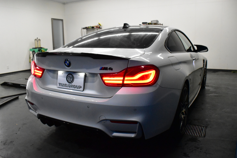 BMW Mシリーズ M4ｸｰﾍﾟ ｺﾝﾍﾟﾃｨｼｮﾝ 450馬力 LCI後期 ｱﾀﾞﾌﾟﾃｨﾌﾞMｻｽ ﾍｷｻｺﾞﾅﾙLED&ﾃｰﾙ 7速DCT Mﾊﾟﾌｫｰﾏﾝｽｴｱﾛ 専用鍛造20AW 専用軽量ﾋｰﾀｰ付黒革 車線変更＆逸脱＆歩行者警告 ﾀｯﾁﾊﾟﾈﾙﾅﾋﾞBｶﾒﾗ ﾊｰﾏﾝｶｰﾄﾞﾝ2年保証