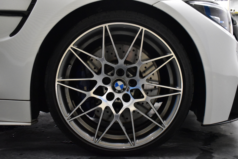 BMW Mシリーズ M4ｸｰﾍﾟ ｺﾝﾍﾟﾃｨｼｮﾝ 450馬力 LCI後期 ｱﾀﾞﾌﾟﾃｨﾌﾞMｻｽ ﾍｷｻｺﾞﾅﾙLED&ﾃｰﾙ 7速DCT Mﾊﾟﾌｫｰﾏﾝｽｴｱﾛ 専用鍛造20AW 専用軽量ﾋｰﾀｰ付黒革 車線変更＆逸脱＆歩行者警告 ﾀｯﾁﾊﾟﾈﾙﾅﾋﾞBｶﾒﾗ ﾊｰﾏﾝｶｰﾄﾞﾝ2年保証