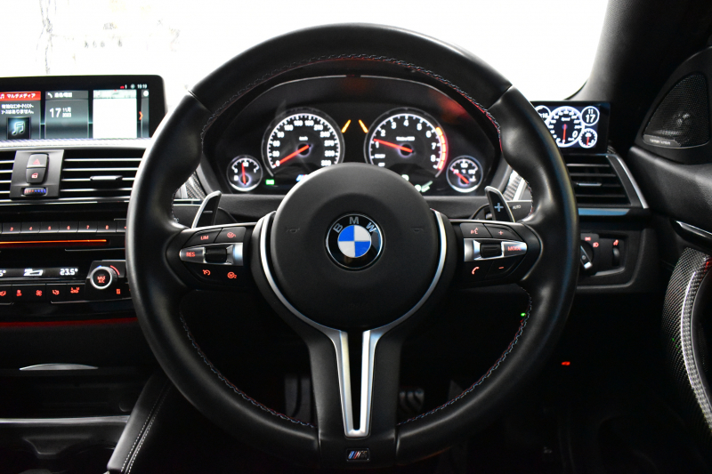 BMW Mシリーズ M4ｸｰﾍﾟ ｺﾝﾍﾟﾃｨｼｮﾝ 450馬力 LCI後期 ｱﾀﾞﾌﾟﾃｨﾌﾞMｻｽ ﾍｷｻｺﾞﾅﾙLED&ﾃｰﾙ 7速DCT Mﾊﾟﾌｫｰﾏﾝｽｴｱﾛ 専用鍛造20AW 専用軽量ﾋｰﾀｰ付黒革 車線変更＆逸脱＆歩行者警告 ﾀｯﾁﾊﾟﾈﾙﾅﾋﾞBｶﾒﾗ ﾊｰﾏﾝｶｰﾄﾞﾝ2年保証