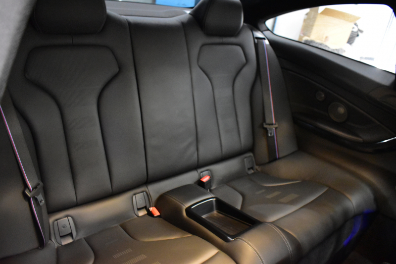 BMW Mシリーズ M4ｸｰﾍﾟ ｺﾝﾍﾟﾃｨｼｮﾝ 450馬力 LCI後期 ｱﾀﾞﾌﾟﾃｨﾌﾞMｻｽ ﾍｷｻｺﾞﾅﾙLED&ﾃｰﾙ 7速DCT Mﾊﾟﾌｫｰﾏﾝｽｴｱﾛ 専用鍛造20AW 専用軽量ﾋｰﾀｰ付黒革 車線変更＆逸脱＆歩行者警告 ﾀｯﾁﾊﾟﾈﾙﾅﾋﾞBｶﾒﾗ ﾊｰﾏﾝｶｰﾄﾞﾝ2年保証