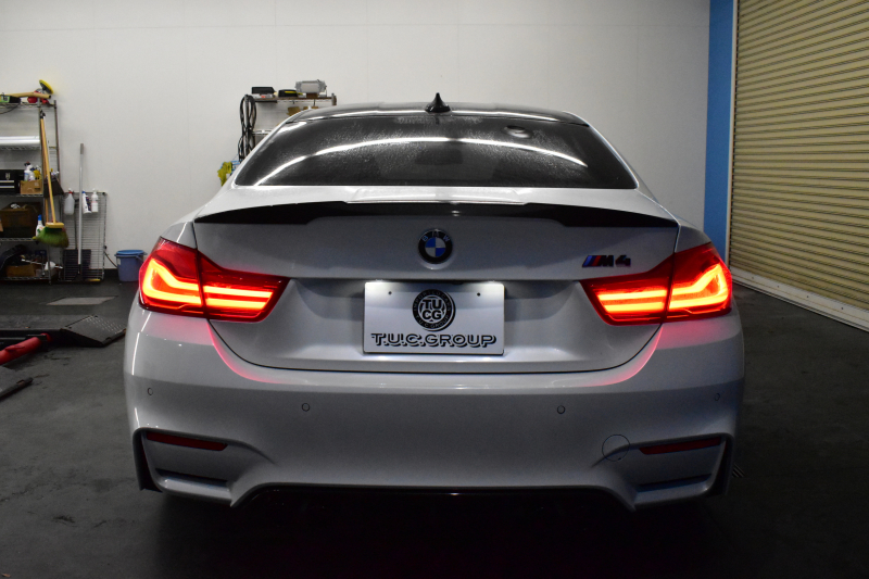 BMW Mシリーズ M4ｸｰﾍﾟ ｺﾝﾍﾟﾃｨｼｮﾝ 450馬力 LCI後期 ｱﾀﾞﾌﾟﾃｨﾌﾞMｻｽ ﾍｷｻｺﾞﾅﾙLED&ﾃｰﾙ 7速DCT Mﾊﾟﾌｫｰﾏﾝｽｴｱﾛ 専用鍛造20AW 専用軽量ﾋｰﾀｰ付黒革 車線変更＆逸脱＆歩行者警告 ﾀｯﾁﾊﾟﾈﾙﾅﾋﾞBｶﾒﾗ ﾊｰﾏﾝｶｰﾄﾞﾝ2年保証