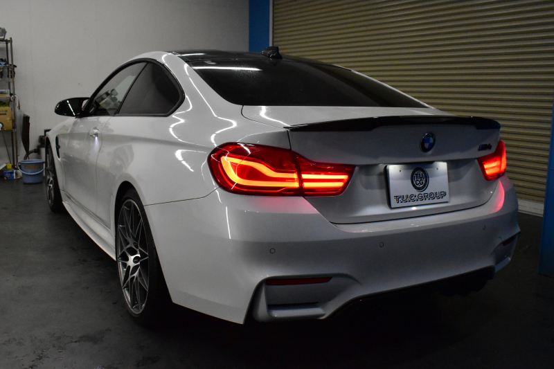 BMW Mシリーズ M4ｸｰﾍﾟ ｺﾝﾍﾟﾃｨｼｮﾝ 450馬力 LCI後期 ｱﾀﾞﾌﾟﾃｨﾌﾞMｻｽ ﾍｷｻｺﾞﾅﾙLED&ﾃｰﾙ 7速DCT Mﾊﾟﾌｫｰﾏﾝｽｴｱﾛ 専用鍛造20AW 専用軽量ﾋｰﾀｰ付黒革 車線変更＆逸脱＆歩行者警告 ﾀｯﾁﾊﾟﾈﾙﾅﾋﾞBｶﾒﾗ ﾊｰﾏﾝｶｰﾄﾞﾝ2年保証