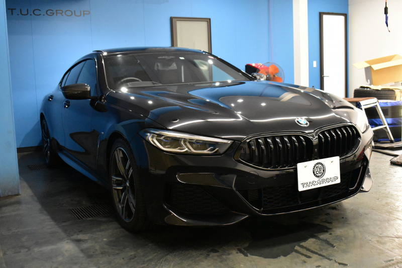 BMW 8シリーズ 840d Xﾄﾞﾗｲﾌﾞ ｸﾞﾗﾝｸｰﾍﾟ Mｽﾎﾟｰﾂ 4WD ﾊﾟﾉﾗﾏｶﾞﾗｽｻﾝﾙｰﾌ ﾚｰｻﾞｰLED ACC HUD  全席ﾋｰﾀｰ付黒/茶革 前席ﾍﾞﾝﾁﾚｰｼｮﾝ ﾊｰﾏﾝｶｰﾄﾞﾝ ｲﾝﾃﾘｾｰﾌ ﾗｲﾌﾞｺｯｸﾋﾟｯﾄ ｼﾞｪｽﾁｬｰｺﾝﾄﾛｰﾙ対応ﾀｯﾁﾊﾟﾈﾙﾅﾋﾞ3Dﾋﾞｭｰ 2年保証