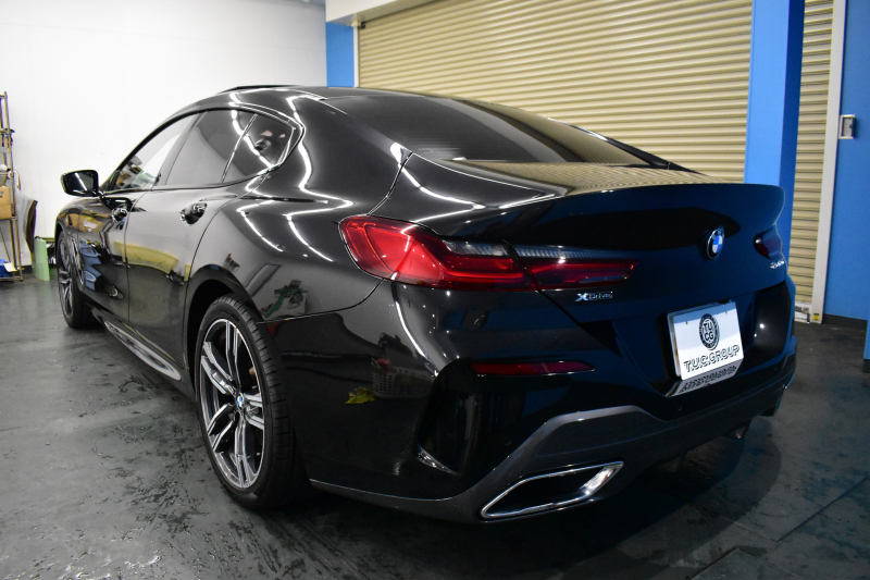 BMW 8シリーズ 840d Xﾄﾞﾗｲﾌﾞ ｸﾞﾗﾝｸｰﾍﾟ Mｽﾎﾟｰﾂ 4WD ﾊﾟﾉﾗﾏｶﾞﾗｽｻﾝﾙｰﾌ ﾚｰｻﾞｰLED ACC HUD  全席ﾋｰﾀｰ付黒/茶革 前席ﾍﾞﾝﾁﾚｰｼｮﾝ ﾊｰﾏﾝｶｰﾄﾞﾝ ｲﾝﾃﾘｾｰﾌ ﾗｲﾌﾞｺｯｸﾋﾟｯﾄ ｼﾞｪｽﾁｬｰｺﾝﾄﾛｰﾙ対応ﾀｯﾁﾊﾟﾈﾙﾅﾋﾞ3Dﾋﾞｭｰ 2年保証