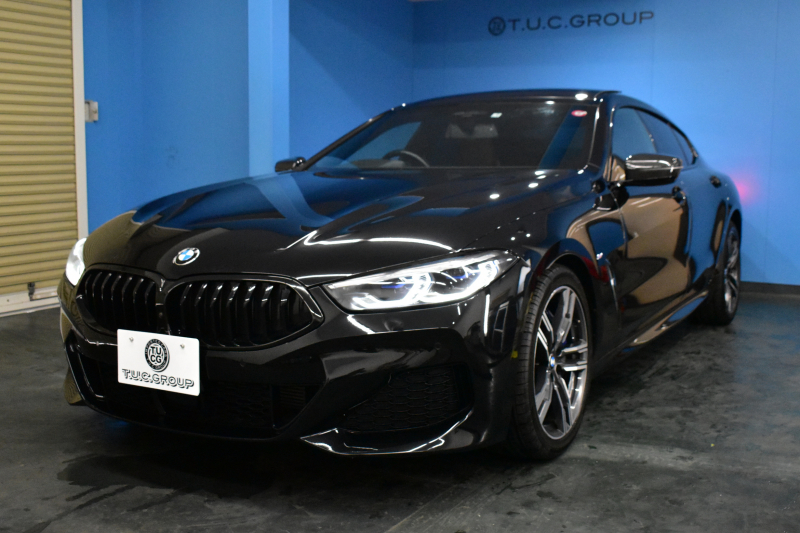 BMW 8シリーズ 840d Xﾄﾞﾗｲﾌﾞ ｸﾞﾗﾝｸｰﾍﾟ Mｽﾎﾟｰﾂ 4WD ﾊﾟﾉﾗﾏｶﾞﾗｽｻﾝﾙｰﾌ ﾚｰｻﾞｰLED ACC HUD  全席ﾋｰﾀｰ付黒/茶革 前席ﾍﾞﾝﾁﾚｰｼｮﾝ ﾊｰﾏﾝｶｰﾄﾞﾝ ｲﾝﾃﾘｾｰﾌ ﾗｲﾌﾞｺｯｸﾋﾟｯﾄ ｼﾞｪｽﾁｬｰｺﾝﾄﾛｰﾙ対応ﾀｯﾁﾊﾟﾈﾙﾅﾋﾞ3Dﾋﾞｭｰ 2年保証