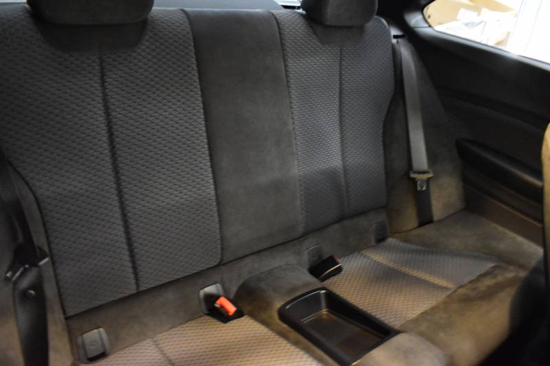 BMW 2シリーズ 220i ｸｰﾍﾟ Mｽﾎﾟｰﾂ ｵﾌﾟｼｮﾝ追従ACC LCI後期  ﾍｷｻｺﾞﾅﾙLEDﾍｯﾄﾞﾗｲﾄ ﾋｰﾀｰ付ｱﾙｶﾝﾀｰﾗｽﾎﾟｰﾂｼｰﾄ NEWﾃﾞｻﾞｲﾝﾒｰﾀｰﾊﾟﾈﾙ 衝突軽減ﾌﾞﾚｰｷ 車線逸脱&歩行者警告 ﾀｯﾁﾊﾟﾈﾙiﾄﾞﾗｲﾌﾞHDDﾅﾋﾞ 前後PDC Bｶﾒﾗ Pｱｼｽﾄ 18AW  ﾊﾟﾄﾞﾙ 2年保証