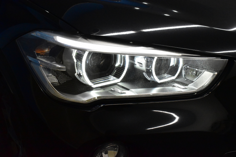 BMW X1 Xdrive20i Xﾗｲﾝ 中期 4WD  ｱﾄﾞﾊﾞﾝｽﾄﾞｱｸﾃｨﾌﾞｾｰﾌﾃｨP 追従ACC NEWﾃﾞｻﾞｲﾝﾒｰﾀｰ&Fｼｰﾄ 電子ｼﾌﾄ ﾌﾙｾｸﾞTVﾁｭｰﾅｰ HUD ﾋｰﾀｰ付ﾊｰﾌ革 ﾀｯﾁﾊﾟﾈﾙﾅﾋﾞBｶﾒ Pｱｼｽﾄ前後PDC LEDﾍｯﾄﾞﾗｲﾄ 衝突軽減 車線逸脱&歩行者警告 電動Rｹﾞｰﾄ Bluetoothｵｰﾃﾞｨｵ 2年保証