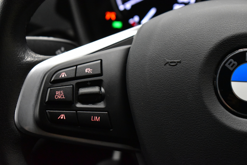 BMW X1 Xdrive20i Xﾗｲﾝ 中期 4WD  ｱﾄﾞﾊﾞﾝｽﾄﾞｱｸﾃｨﾌﾞｾｰﾌﾃｨP 追従ACC NEWﾃﾞｻﾞｲﾝﾒｰﾀｰ&Fｼｰﾄ 電子ｼﾌﾄ ﾌﾙｾｸﾞTVﾁｭｰﾅｰ HUD ﾋｰﾀｰ付ﾊｰﾌ革 ﾀｯﾁﾊﾟﾈﾙﾅﾋﾞBｶﾒ Pｱｼｽﾄ前後PDC LEDﾍｯﾄﾞﾗｲﾄ 衝突軽減 車線逸脱&歩行者警告 電動Rｹﾞｰﾄ Bluetoothｵｰﾃﾞｨｵ 2年保証