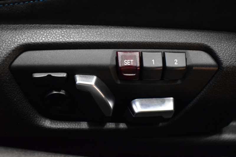 BMW Mシリーズ M2 ｺﾝﾍﾟﾃｨｼｮﾝ MDCT 7速DCT LCI後期 ｺﾝﾍﾟﾃｨｼｮﾝ専用410馬力ｴﾝｼﾞﾝ ﾍｷｻｺﾞﾅﾙLEDﾍｯﾄﾞﾗｲﾄ&ﾃｰﾙ ﾋｰﾀｰ付黒革 harman/kardon ﾀｯﾁﾊﾟﾈﾙHDDﾅﾋﾞBｶﾒﾗ 19AW 車線逸脱&歩行者警告 衝突軽減ﾌﾞﾚｰｷ ｶｰﾎﾞﾝｲﾝﾃﾘｱ Mｼｰﾄﾍﾞﾙﾄ  2年保証