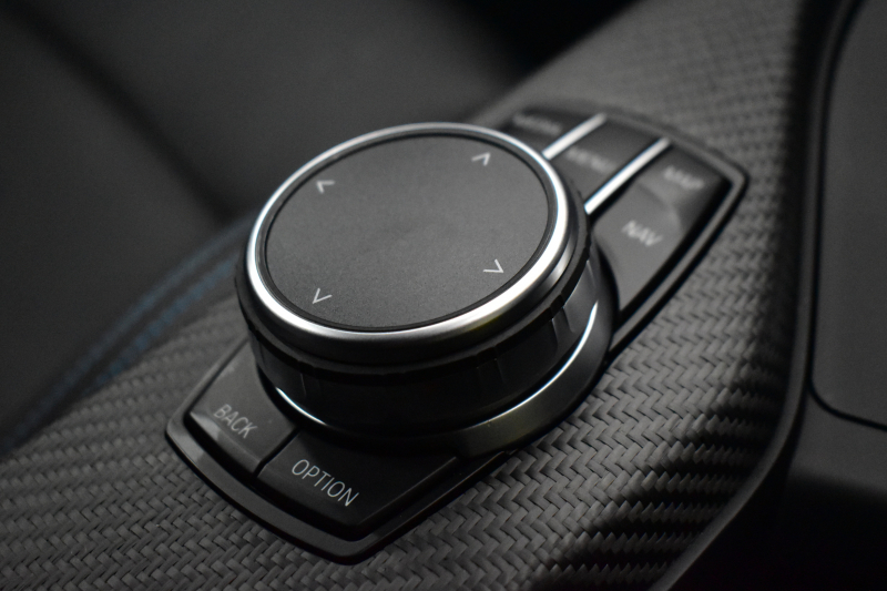 BMW Mシリーズ M2 ｺﾝﾍﾟﾃｨｼｮﾝ MDCT 7速DCT LCI後期 ｺﾝﾍﾟﾃｨｼｮﾝ専用410馬力ｴﾝｼﾞﾝ ﾍｷｻｺﾞﾅﾙLEDﾍｯﾄﾞﾗｲﾄ&ﾃｰﾙ ﾋｰﾀｰ付黒革 harman/kardon ﾀｯﾁﾊﾟﾈﾙHDDﾅﾋﾞBｶﾒﾗ 19AW 車線逸脱&歩行者警告 衝突軽減ﾌﾞﾚｰｷ ｶｰﾎﾞﾝｲﾝﾃﾘｱ Mｼｰﾄﾍﾞﾙﾄ  2年保証