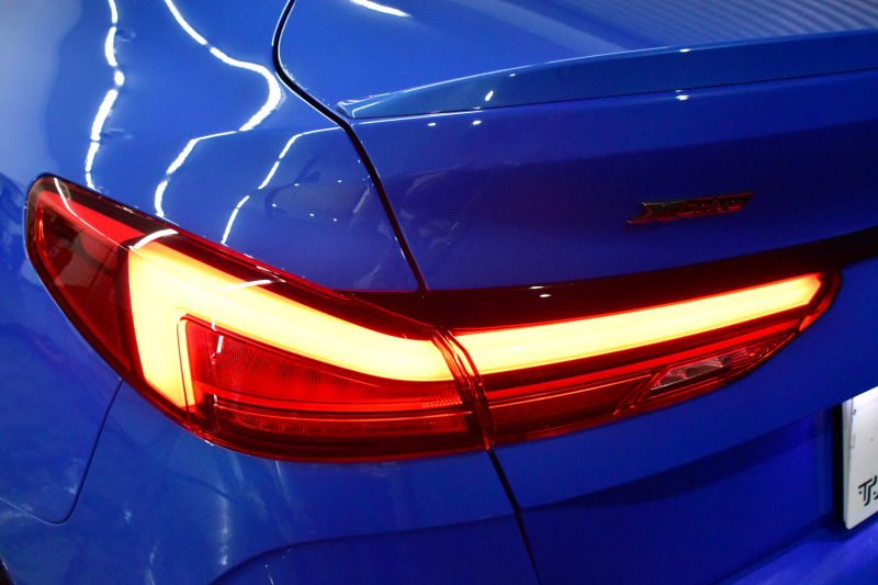 BMW 2シリーズ M235iｸﾞﾗﾝｸｰﾍﾟ Xﾄﾞﾗｲﾌﾞ 新車保証令和6年3月迄 追従ACC ｱﾀﾞﾌﾟﾃｨﾌﾞｻｽﾍﾟﾝｼｮﾝ LEDﾍｯﾄﾞﾗｲﾄ Mｽﾎﾟｰﾂﾌﾞﾚｰｷ ﾋｰﾀｰ付ｱﾙｶﾝﾀｰﾗｼｰﾄ 車線変更&逸脱&歩行者警告 ﾗｲﾌﾞｺｯｸﾋﾟｯﾄ ｱｯﾌﾟﾙｶｰﾌﾟﾚｲ ﾀｯﾁﾊﾟﾈﾙﾅﾋﾞ Bｶﾒﾗ ｽﾏｰﾄｷｰ 2年保証