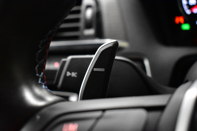 BMW Mシリーズ M2 MDCT 7速DCT LCI後期 ﾋｰﾀｰ付黒革 ｱﾀﾞﾌﾟﾃｨﾌﾞﾍｷｻｺﾞﾅﾙLEDﾍｯﾄﾞﾗｲﾄ&ﾃｰﾙ ﾀｯﾁﾊﾟﾈﾙHDDﾅﾋﾞ Mperformance19AW 車線逸脱&歩行者警告 衝突軽減ﾌﾞﾚｰｷ ｶｰﾎﾞﾝｲﾝﾃﾘｱ Bｶﾒﾗ iｽﾄｯﾌﾟ ｽﾏｰﾄｷｰ 2年保証