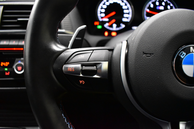 BMW Mシリーズ M2 MDCT 7速DCT LCI後期 ﾋｰﾀｰ付黒革 ｱﾀﾞﾌﾟﾃｨﾌﾞﾍｷｻｺﾞﾅﾙLEDﾍｯﾄﾞﾗｲﾄ&ﾃｰﾙ ﾀｯﾁﾊﾟﾈﾙHDDﾅﾋﾞ Mperformance19AW 車線逸脱&歩行者警告 衝突軽減ﾌﾞﾚｰｷ ｶｰﾎﾞﾝｲﾝﾃﾘｱ Bｶﾒﾗ iｽﾄｯﾌﾟ ｽﾏｰﾄｷｰ 2年保証