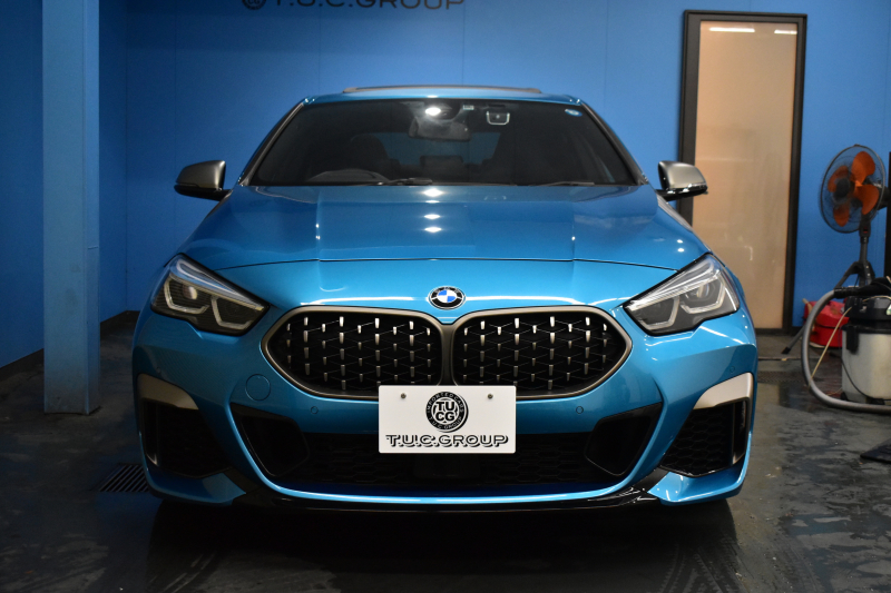 BMW 2シリーズ M235iｸﾞﾗﾝｸｰﾍﾟ Xﾄﾞﾗｲﾌﾞ ﾊﾟﾉﾗﾏｶﾞﾗｽｻﾝﾙｰﾌ  ﾋｰﾀｰ付ﾌﾞﾗｯｸﾚｻﾞｰ HUD 追従ACC  LEDﾍｯﾄﾞﾗｲﾄ Mｽﾎﾟｰﾂﾌﾞﾚｰｷ 車線変更&逸脱&歩行者警告 ﾗｲﾌﾞｺｯｸﾋﾟｯﾄ ｱｯﾌﾟﾙｶｰﾌﾟﾚｲ ﾀｯﾁﾊﾟﾈﾙﾅﾋﾞ Bｶﾒﾗ ｽﾏｰﾄｷｰ 2年保証