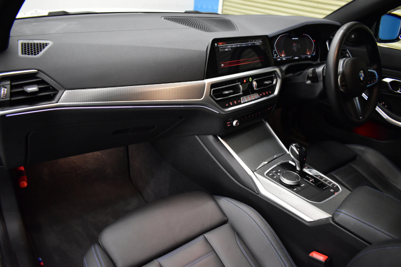 BMW 3シリーズ M340iﾂｰﾘﾝｸﾞ Xﾄﾞﾗｲﾌﾞ 直6ﾀｰﾎﾞ 4WD ﾊﾟﾉﾗﾏｶﾞﾗｽｻﾝR ﾋｰﾀｰ付黒革 19AW 追従ACC HUD ﾚｰｻﾞｰLEDﾗｲﾄ 可変Mｻｽ Mﾌﾞﾚｰｷ ﾊｰﾏﾝｶｰﾄﾞﾝ 側面衝突&車線変更&逸脱&歩行者警告 電動Rｹﾞｰﾄ 後退ｱｼｽﾄ Pｱｼｽﾄ ﾌﾙｾｸﾞﾀｯﾁﾊﾟﾈﾙﾅﾋﾞ ｱｯﾌﾟﾙｶｰﾌﾟﾚｲ 2年保証
