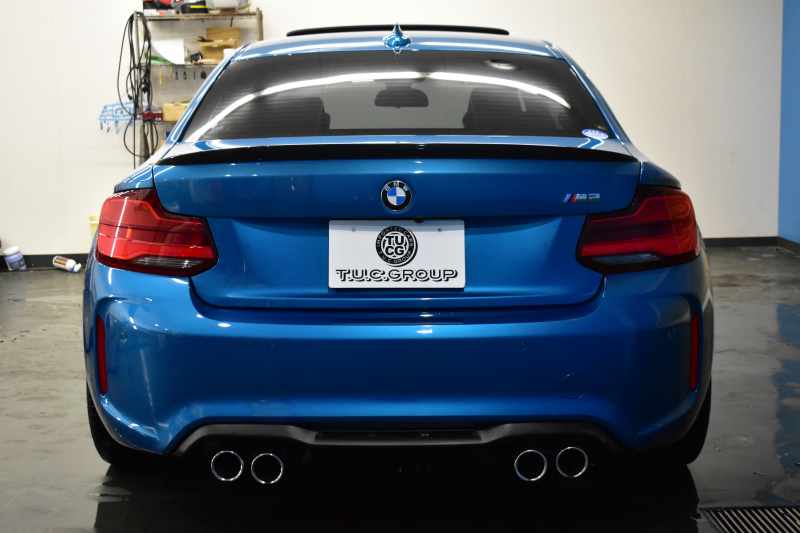 BMW Mシリーズ M2 6速MT LCI後期 ｾﾚｸﾄP SR harman/kardon ﾋｰﾀｰ付黒革 ﾍｷｻｺﾞﾅﾙLEDﾍｯﾄﾞﾗｲﾄ&ﾃｰﾙ ﾀｯﾁﾊﾟﾈﾙHDDﾅﾋﾞBｶﾒﾗ 19AW 車線逸脱&歩行者警告 衝突軽減ﾌﾞﾚｰｷ ｶｰﾎﾞﾝｲﾝﾃﾘｱ 2年保証