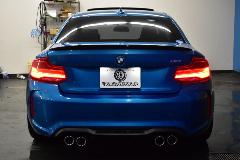 BMW Mシリーズ M2 6速MT LCI後期 ｾﾚｸﾄP SR harman/kardon ﾋｰﾀｰ付黒革 ﾍｷｻｺﾞﾅﾙLEDﾍｯﾄﾞﾗｲﾄ&ﾃｰﾙ ﾀｯﾁﾊﾟﾈﾙHDDﾅﾋﾞBｶﾒﾗ 19AW 車線逸脱&歩行者警告 衝突軽減ﾌﾞﾚｰｷ ｶｰﾎﾞﾝｲﾝﾃﾘｱ 2年保証