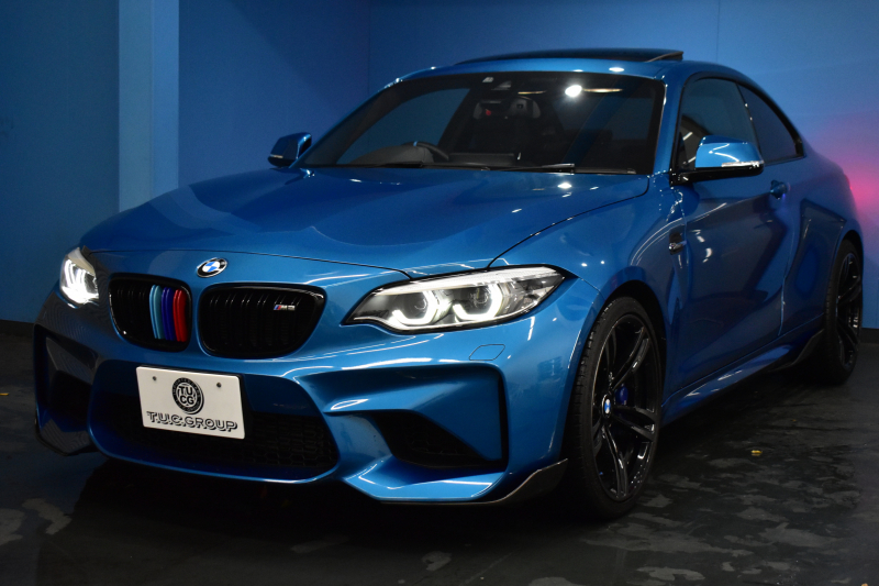 BMW Mシリーズ M2 6速MT LCI後期 ｾﾚｸﾄP SR harman/kardon ﾋｰﾀｰ付黒革 ﾍｷｻｺﾞﾅﾙLEDﾍｯﾄﾞﾗｲﾄ&ﾃｰﾙ ﾀｯﾁﾊﾟﾈﾙHDDﾅﾋﾞBｶﾒﾗ 19AW 車線逸脱&歩行者警告 衝突軽減ﾌﾞﾚｰｷ ｶｰﾎﾞﾝｲﾝﾃﾘｱ 2年保証