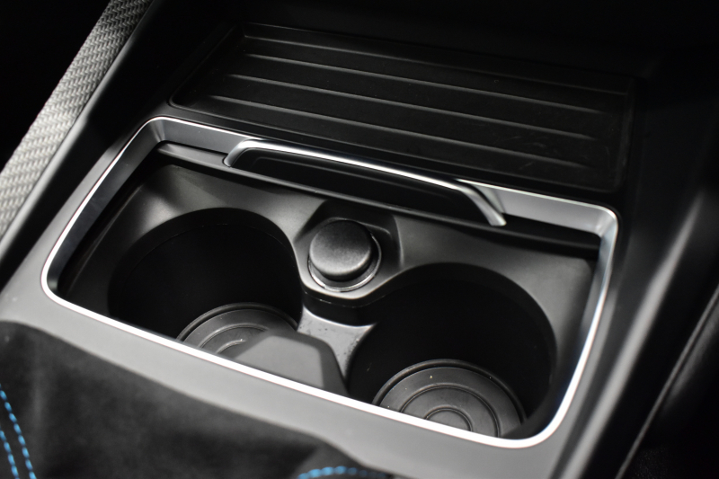 BMW Mシリーズ M2 6速MT LCI後期 ｾﾚｸﾄP SR harman/kardon ﾋｰﾀｰ付黒革 ﾍｷｻｺﾞﾅﾙLEDﾍｯﾄﾞﾗｲﾄ&ﾃｰﾙ ﾀｯﾁﾊﾟﾈﾙHDDﾅﾋﾞBｶﾒﾗ 19AW 車線逸脱&歩行者警告 衝突軽減ﾌﾞﾚｰｷ ｶｰﾎﾞﾝｲﾝﾃﾘｱ 2年保証