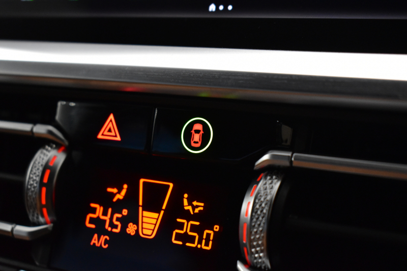 BMW 3シリーズ 320i Mｽﾎﾟｰﾂ ﾊｲﾗｲﾝ&ｺﾝﾌｫｰﾄP R6年7月迄新車保証 ﾋｰﾀｰ付茶革 ﾀｯﾁﾊﾟﾈﾙﾅﾋﾞ ｱｯﾌﾟﾙｶｰﾌﾟﾚｲ  追従ACC LEDﾍｯﾄﾞﾗｲﾄ 電動ﾄﾗﾝｸ 側面衝突&車線変更&逸脱&歩行者警告 液晶ﾒｰﾀｰ 後退ｱｼｽﾄ Pｱｼｽﾄ ｱｸﾃｨﾌﾞPDC緊急ﾌﾞﾚｰｷ  18AW 2年保証