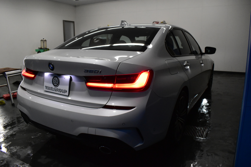 BMW 3シリーズ 320i Mｽﾎﾟｰﾂ ﾊｲﾗｲﾝ&ｺﾝﾌｫｰﾄP R6年7月迄新車保証 ﾋｰﾀｰ付茶革 ﾀｯﾁﾊﾟﾈﾙﾅﾋﾞ ｱｯﾌﾟﾙｶｰﾌﾟﾚｲ  追従ACC LEDﾍｯﾄﾞﾗｲﾄ 電動ﾄﾗﾝｸ 側面衝突&車線変更&逸脱&歩行者警告 液晶ﾒｰﾀｰ 後退ｱｼｽﾄ Pｱｼｽﾄ ｱｸﾃｨﾌﾞPDC緊急ﾌﾞﾚｰｷ  18AW 2年保証